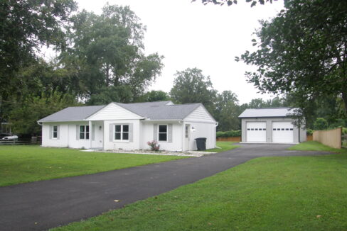 46080 E Sunrise Drive